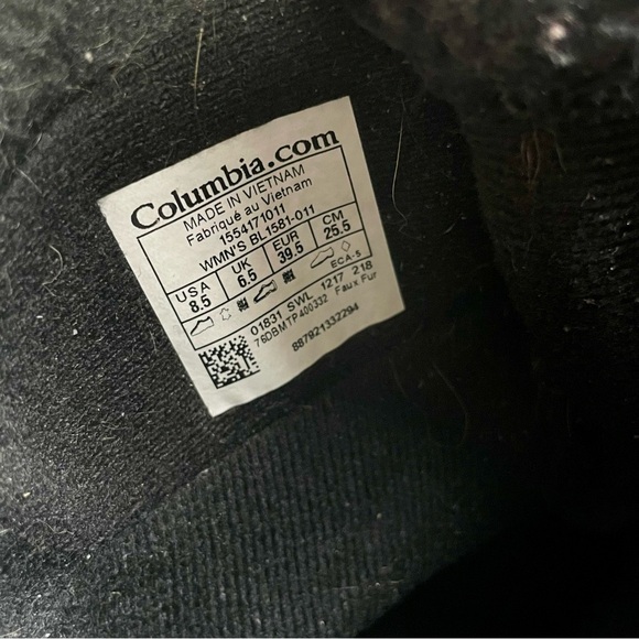 Columbia Black Winter Boots with Fur Trim - Picture 6 of 8